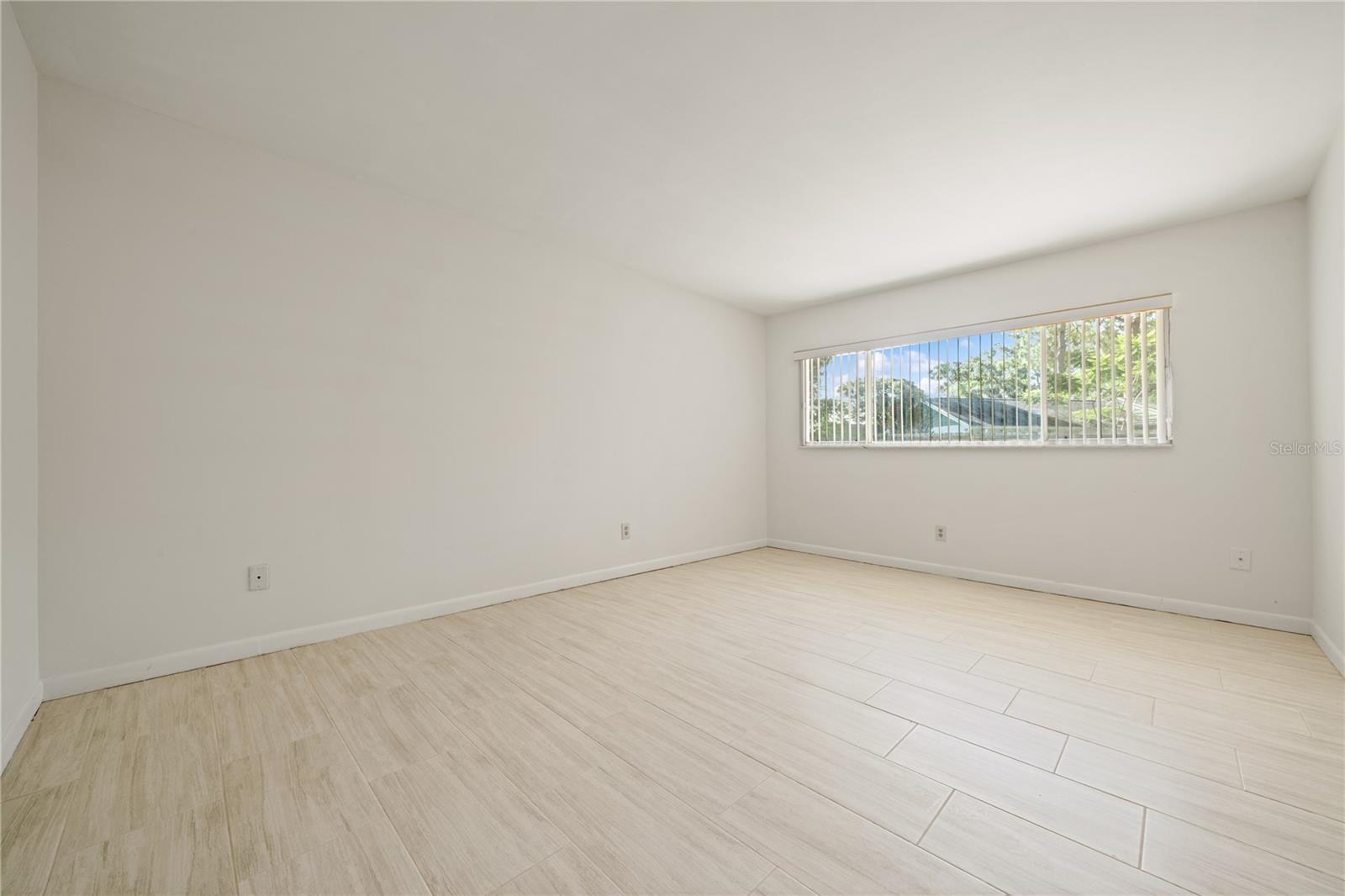 CARROLLWOOD SUB UNIT 2 - Residential