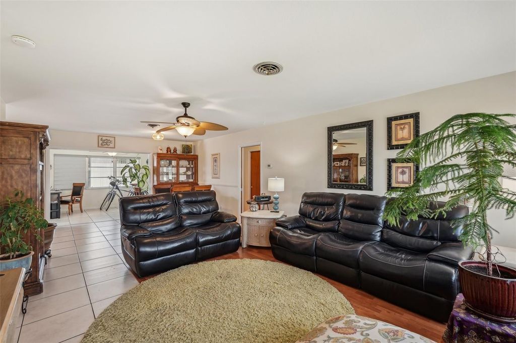 Photo of 1190 Jamaica Road, Venice, FL 34293 (MLS # A4653956)