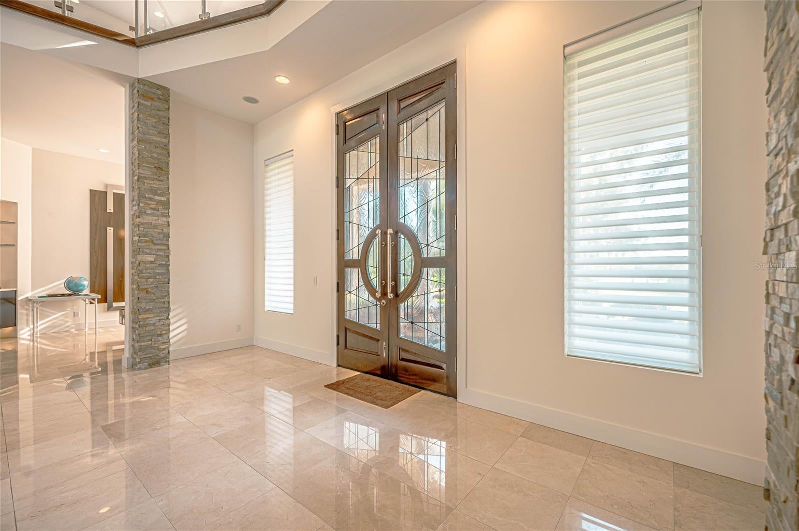 410 CANTERWOOD DRIVE