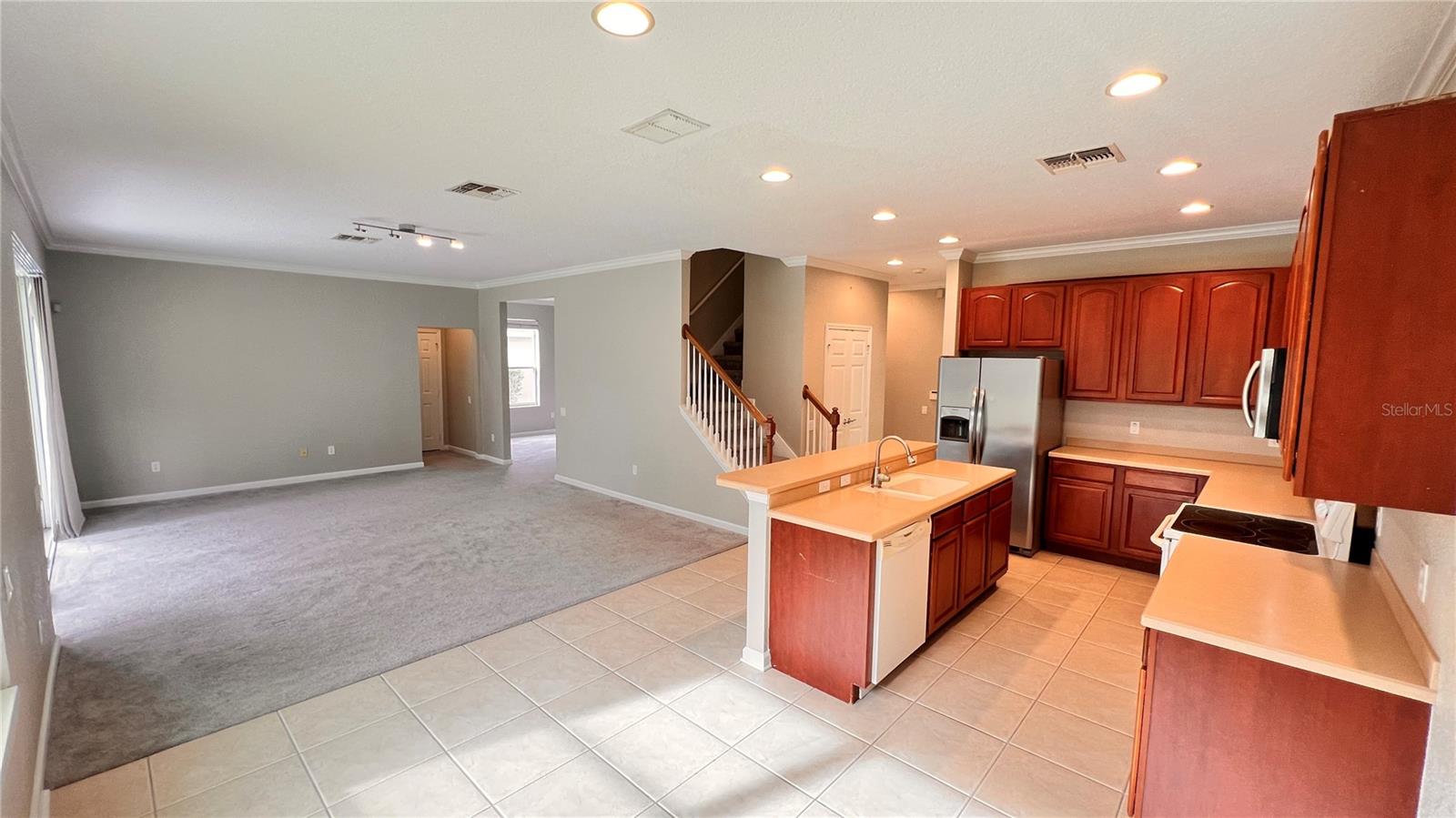 SPRING ISLE - Residential Lease