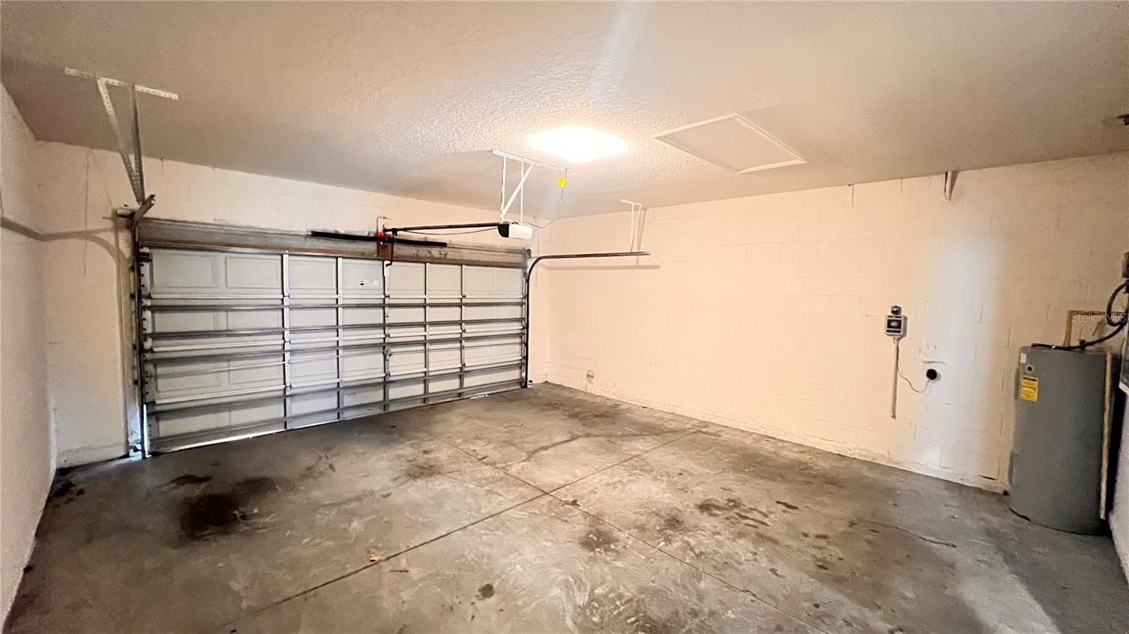 SPRING ISLE - Residential Lease