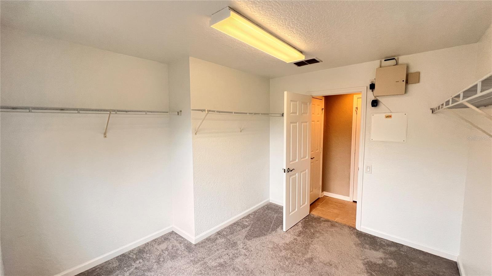 SPRING ISLE - Residential Lease