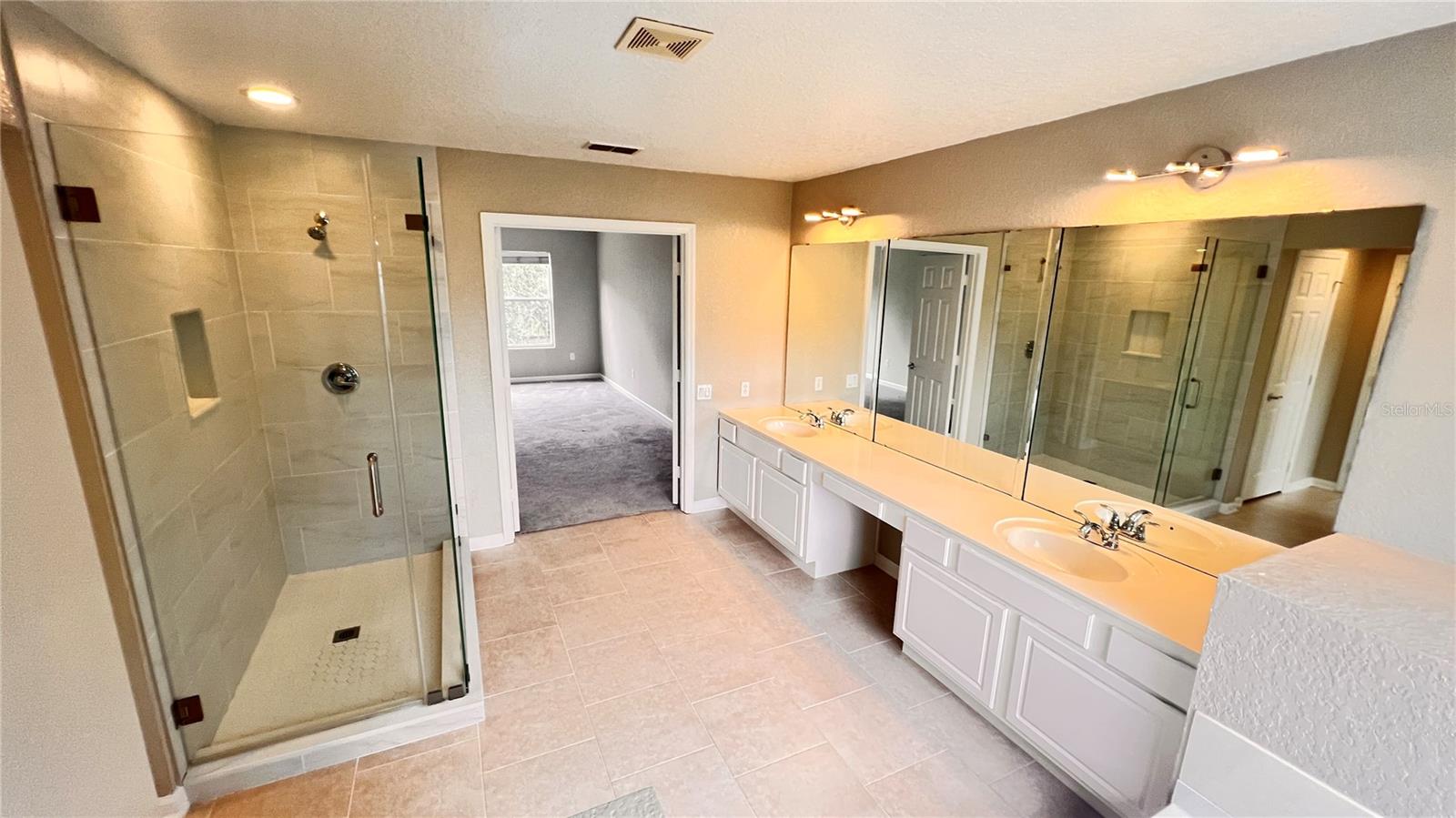 SPRING ISLE - Residential Lease