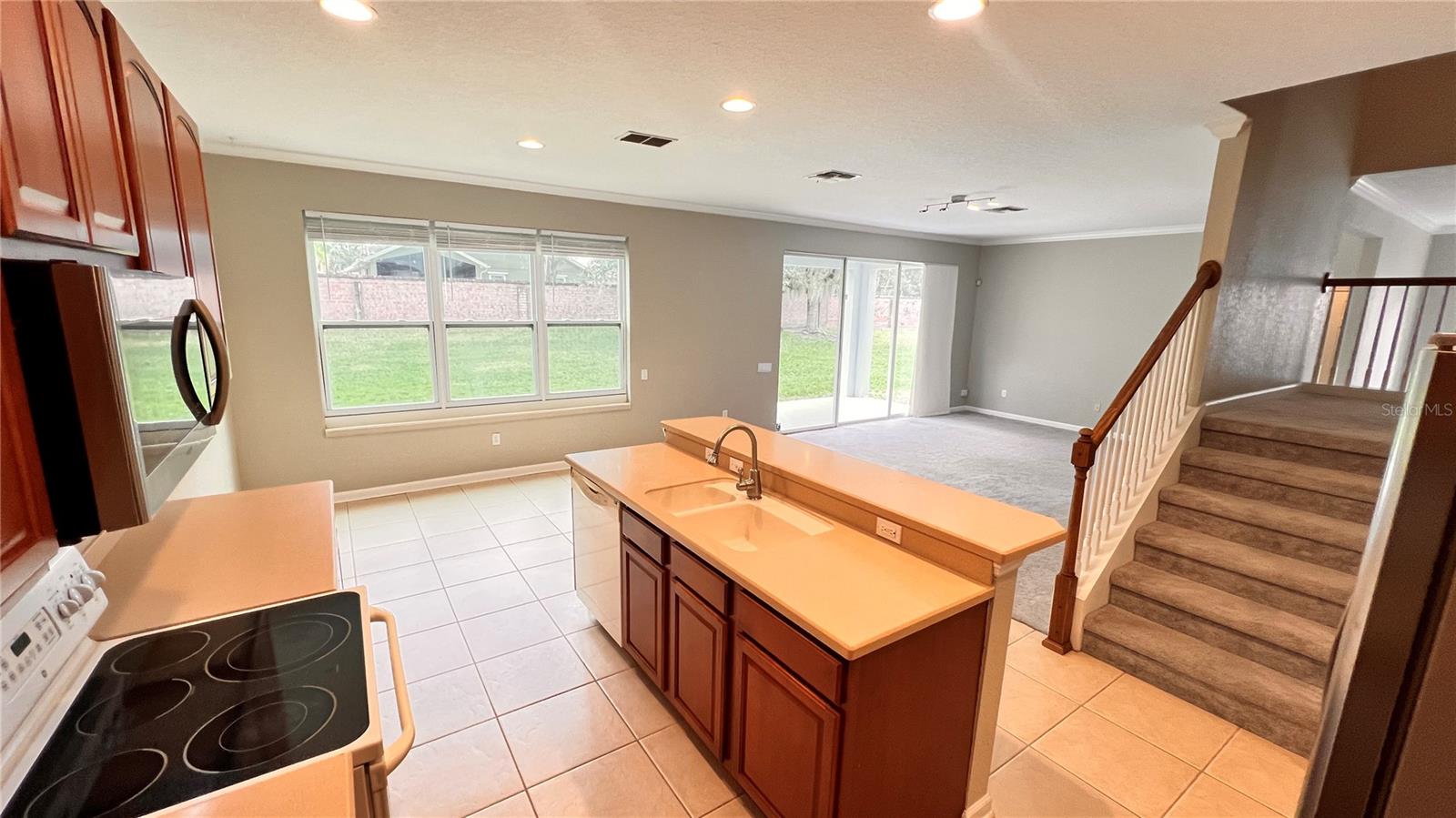 SPRING ISLE - Residential Lease