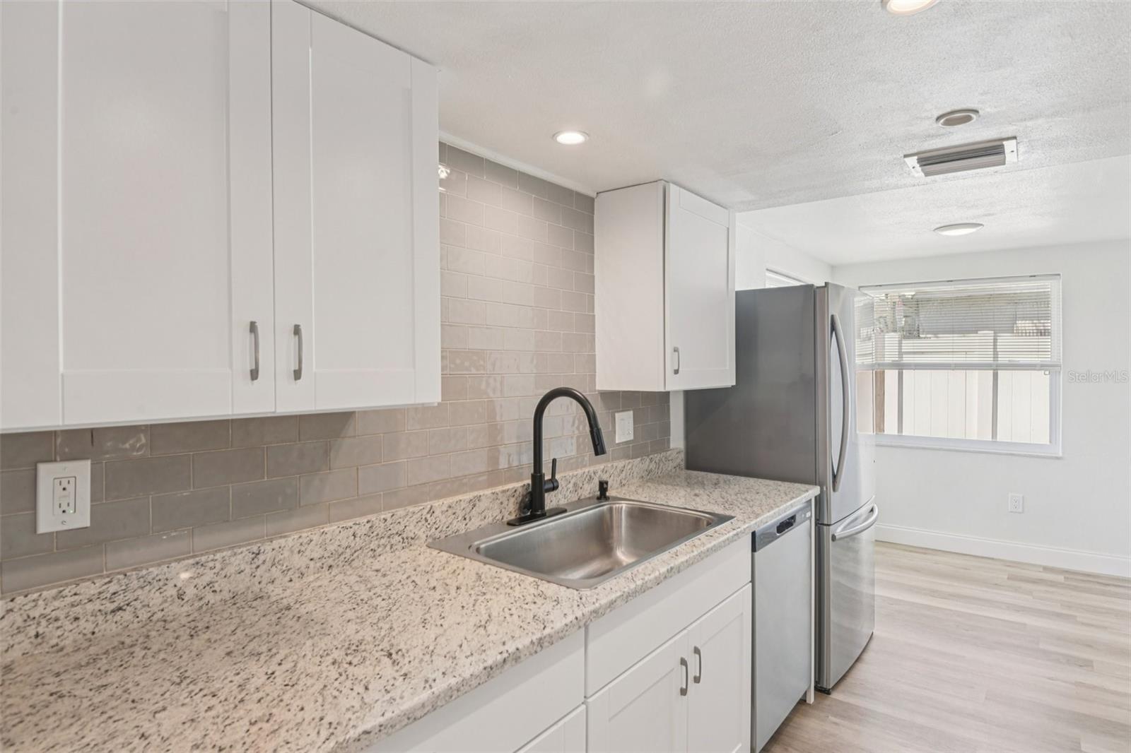 EMBASSY HILLS - Residential