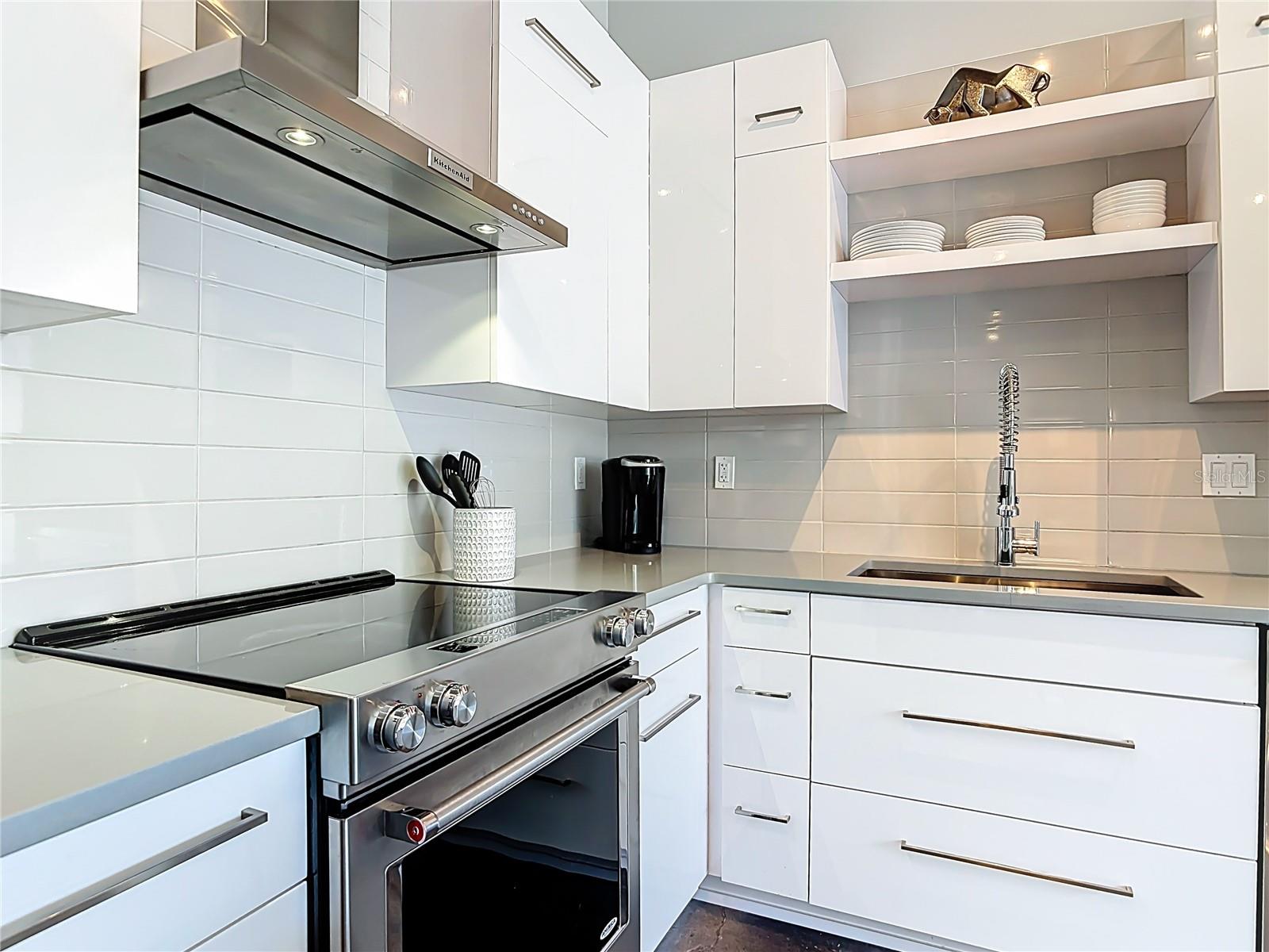 302 BROADWAY CONDO - Residential