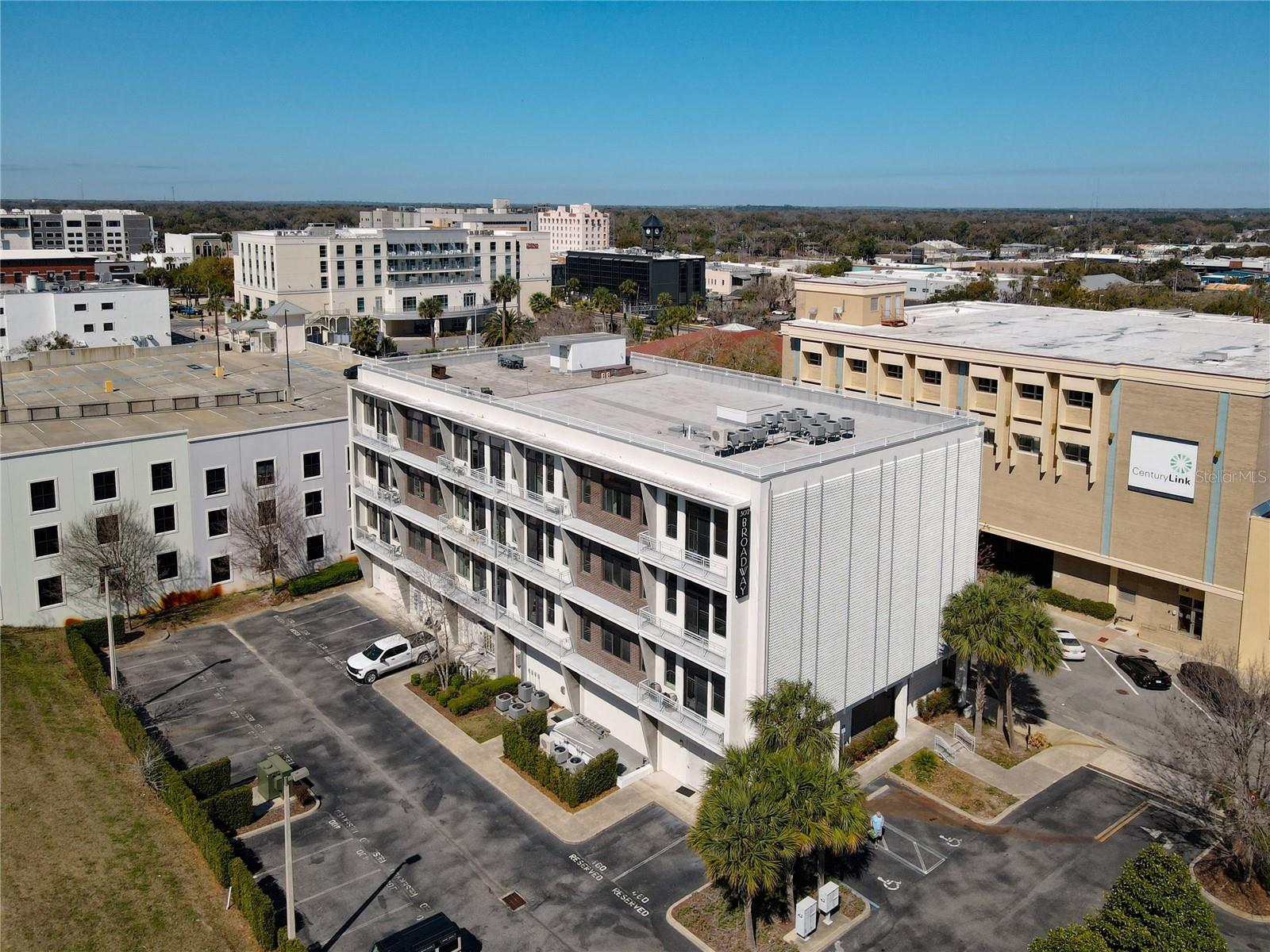 302 BROADWAY CONDO - Residential