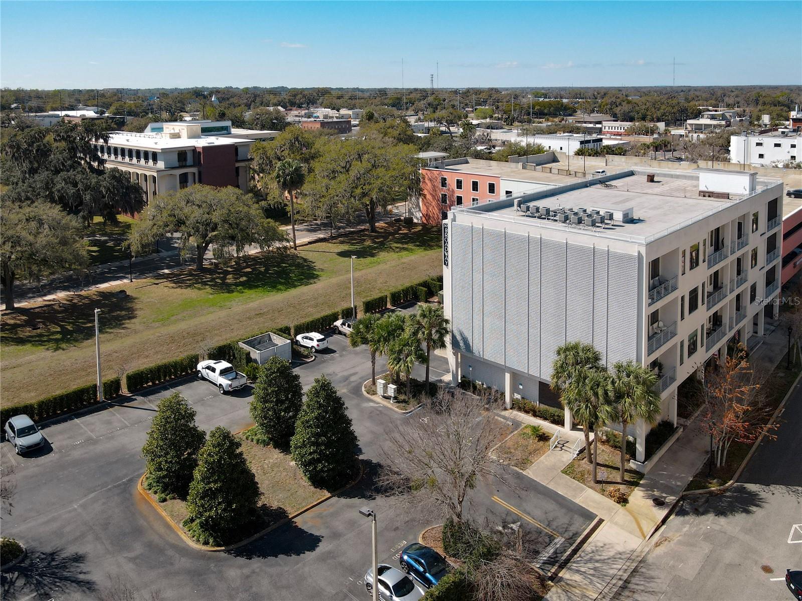 302 BROADWAY CONDO - Residential