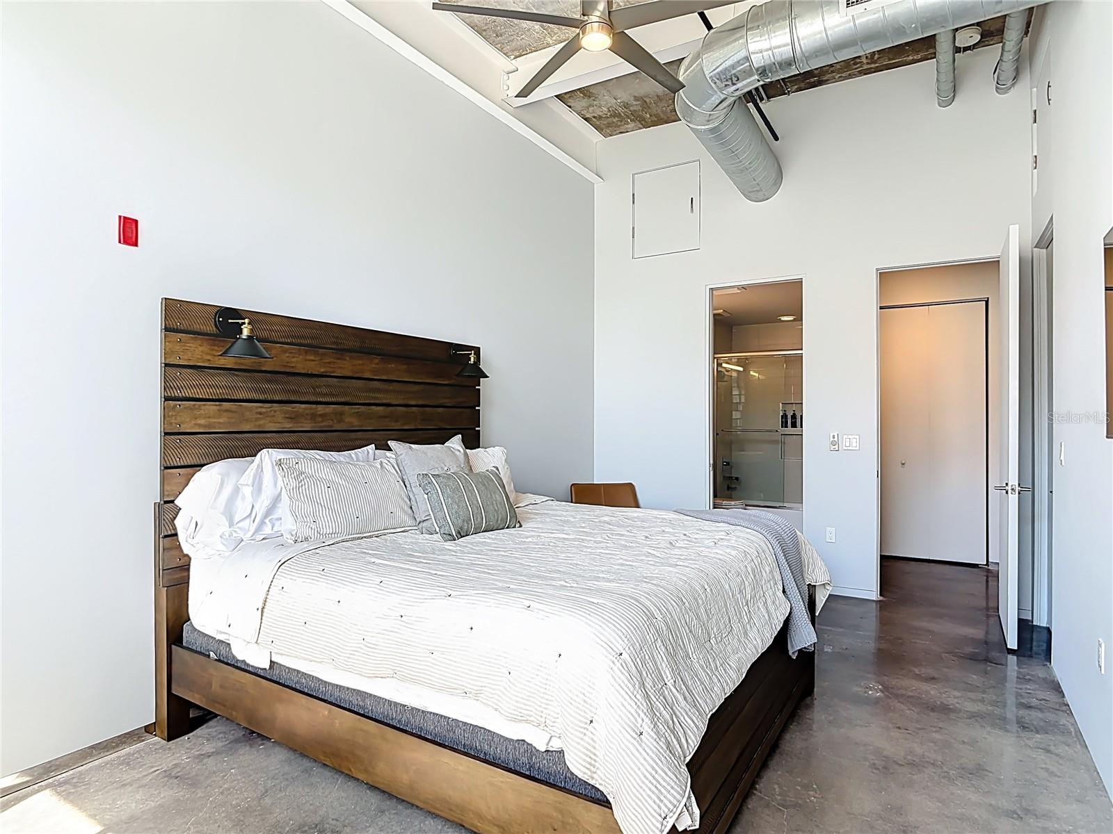 302 BROADWAY CONDO - Residential