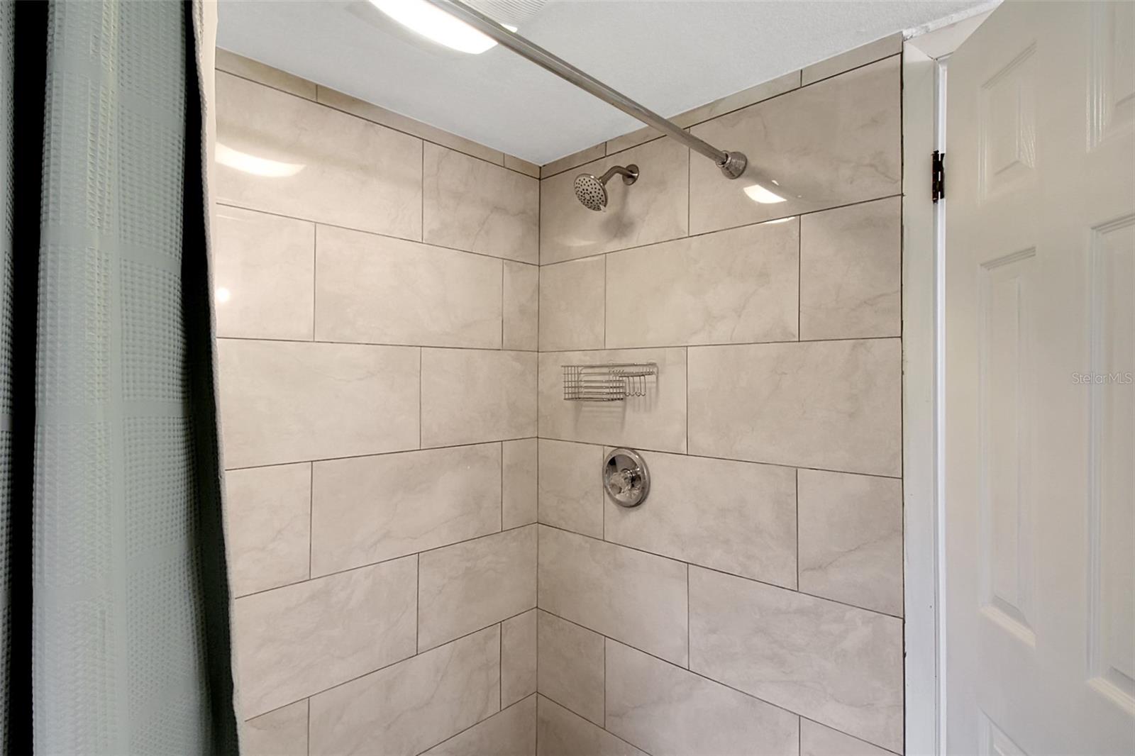 CONQUISTADOR BAYSIDE - Residential Lease