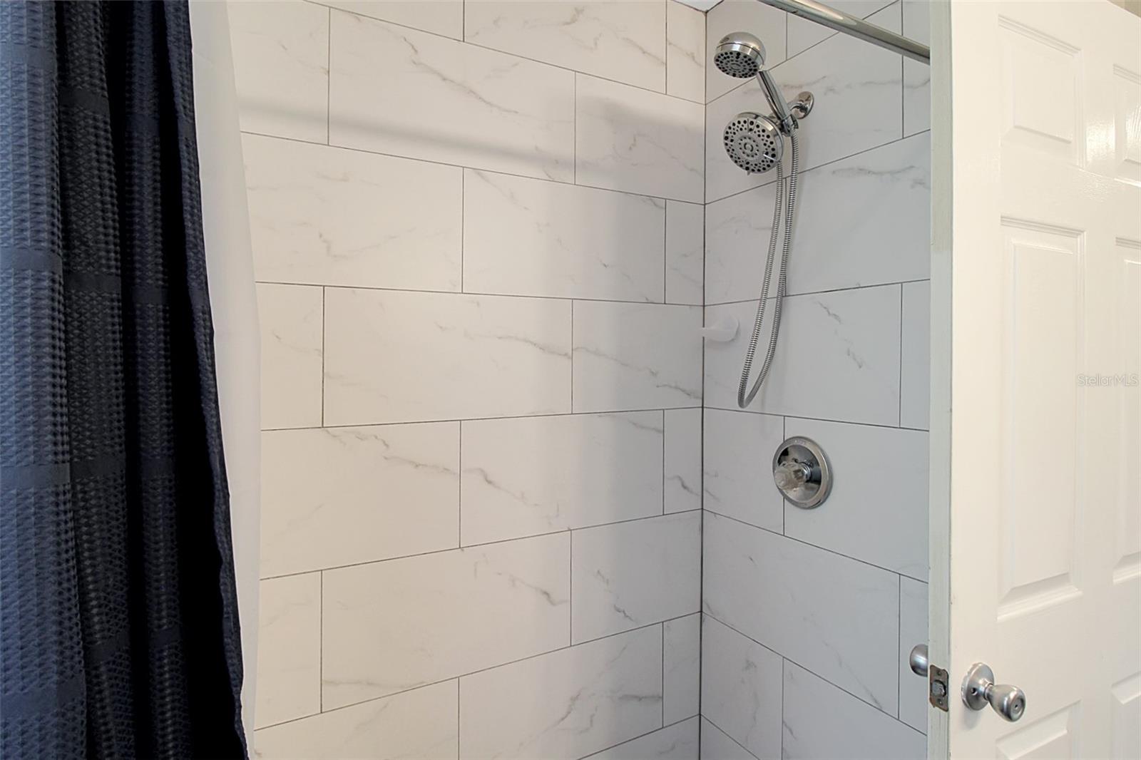 CONQUISTADOR BAYSIDE - Residential Lease