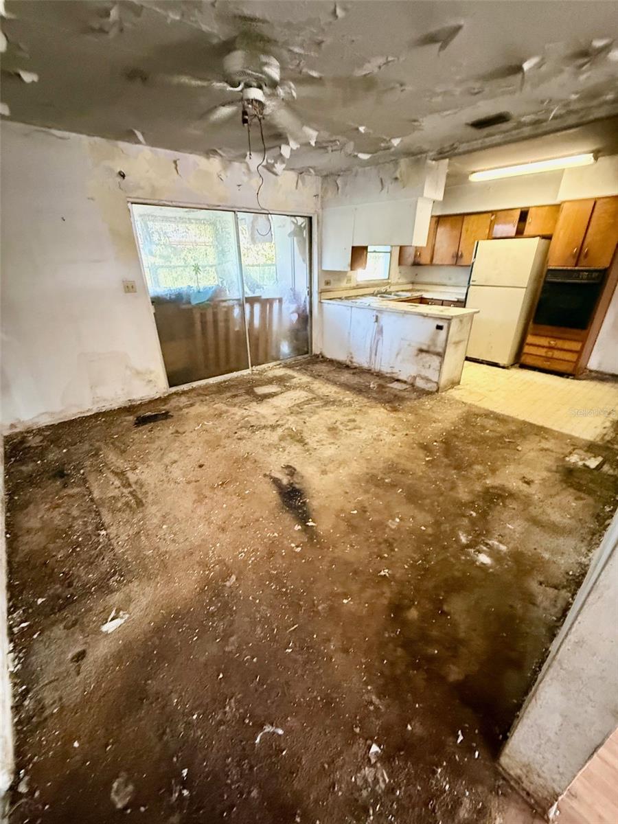 BOULEVARD ACRES - Residential