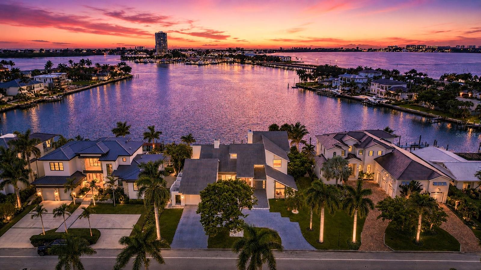 216 BIRD KEY DRIVE