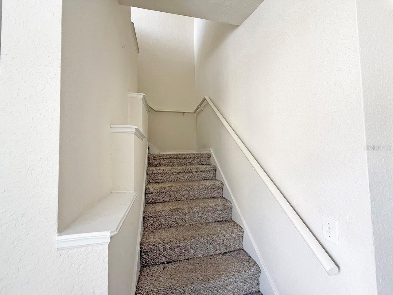 VISCONTI EAST - Residential Lease