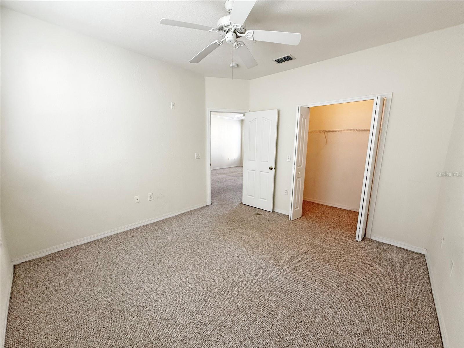 VISCONTI EAST - Residential Lease