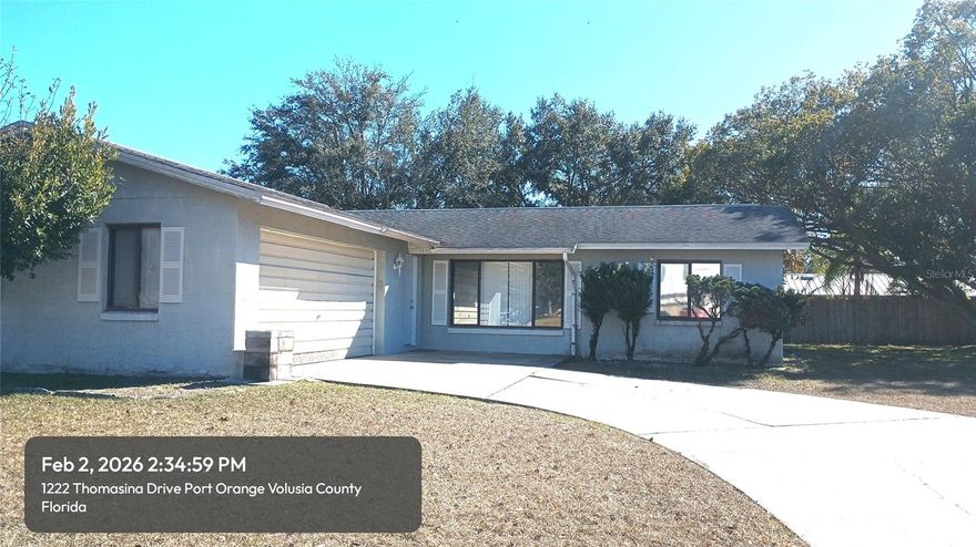 One or more photo(s) has been virtually staged. Coming this month !! NEW ROOF, NEW DRIVEWAY and NEW GARAGE DOOR. Exterior freshly painted. NO HOA. 3 bedrooms (split plan) laminate floors throughout. Modern kitchen and baths. Screened porch. Great location. Near library and city center for events. Short drive to shopping and I-95.