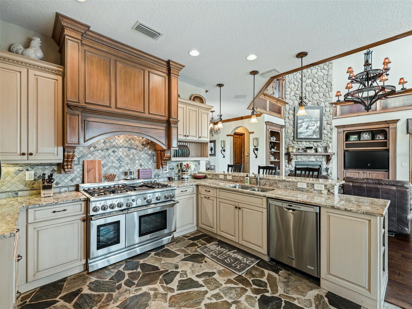 PRESERVE/OAK HILL - Farm