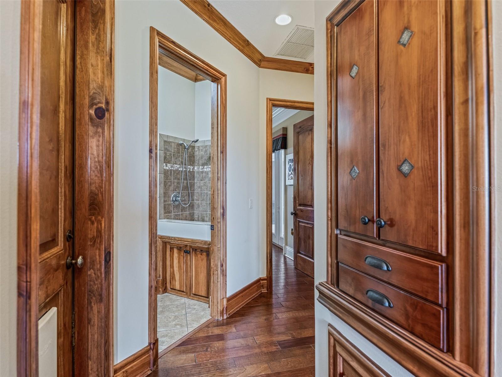 PRESERVE/OAK HILL - Farm