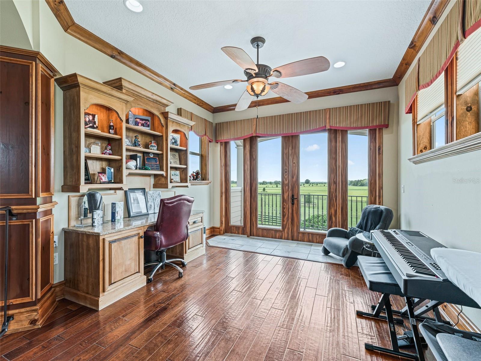 PRESERVE/OAK HILL - Farm