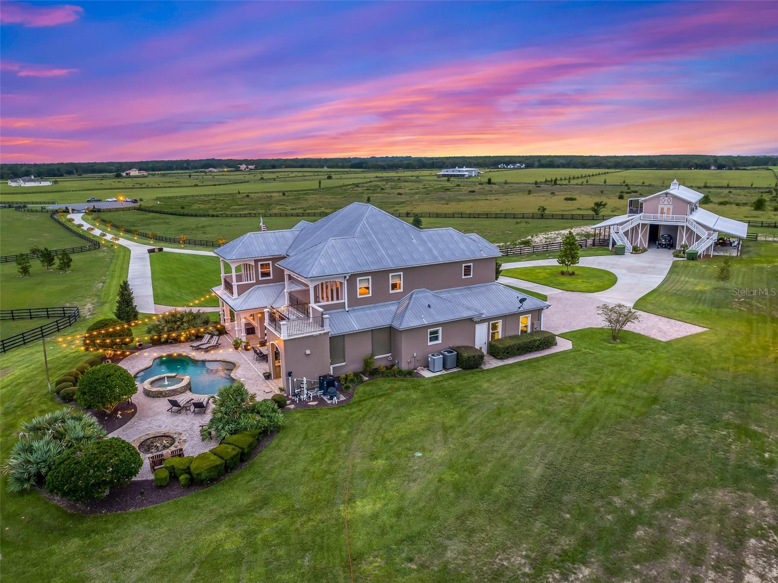 PRESERVE/OAK HILL - Farm