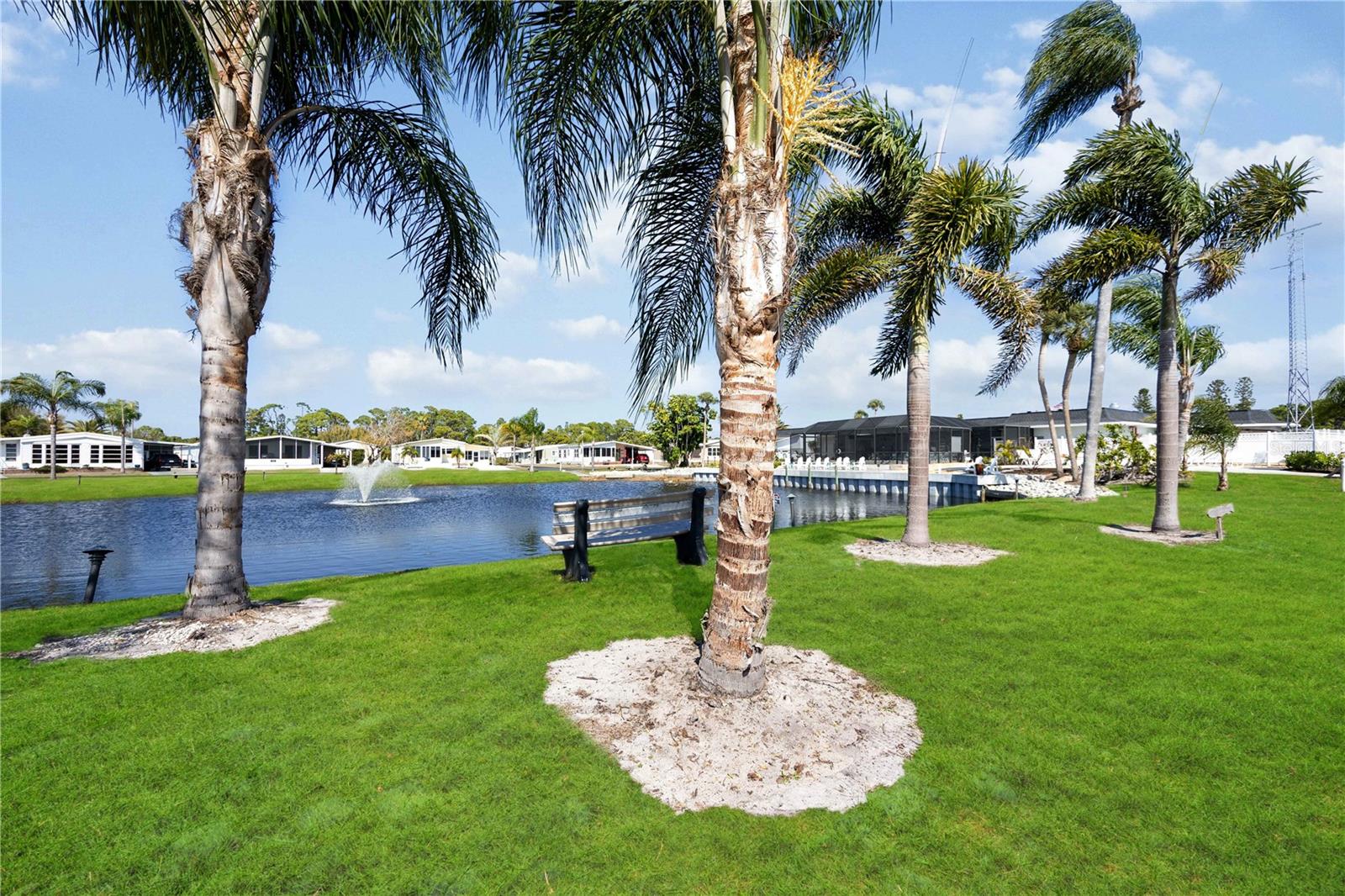 POLYNESIAN VILLAGE - Residential