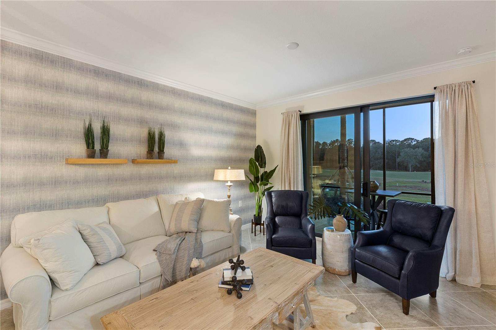 TERRACE IV AT LAKEWOOD NATIONAL PH I - Residential Lease