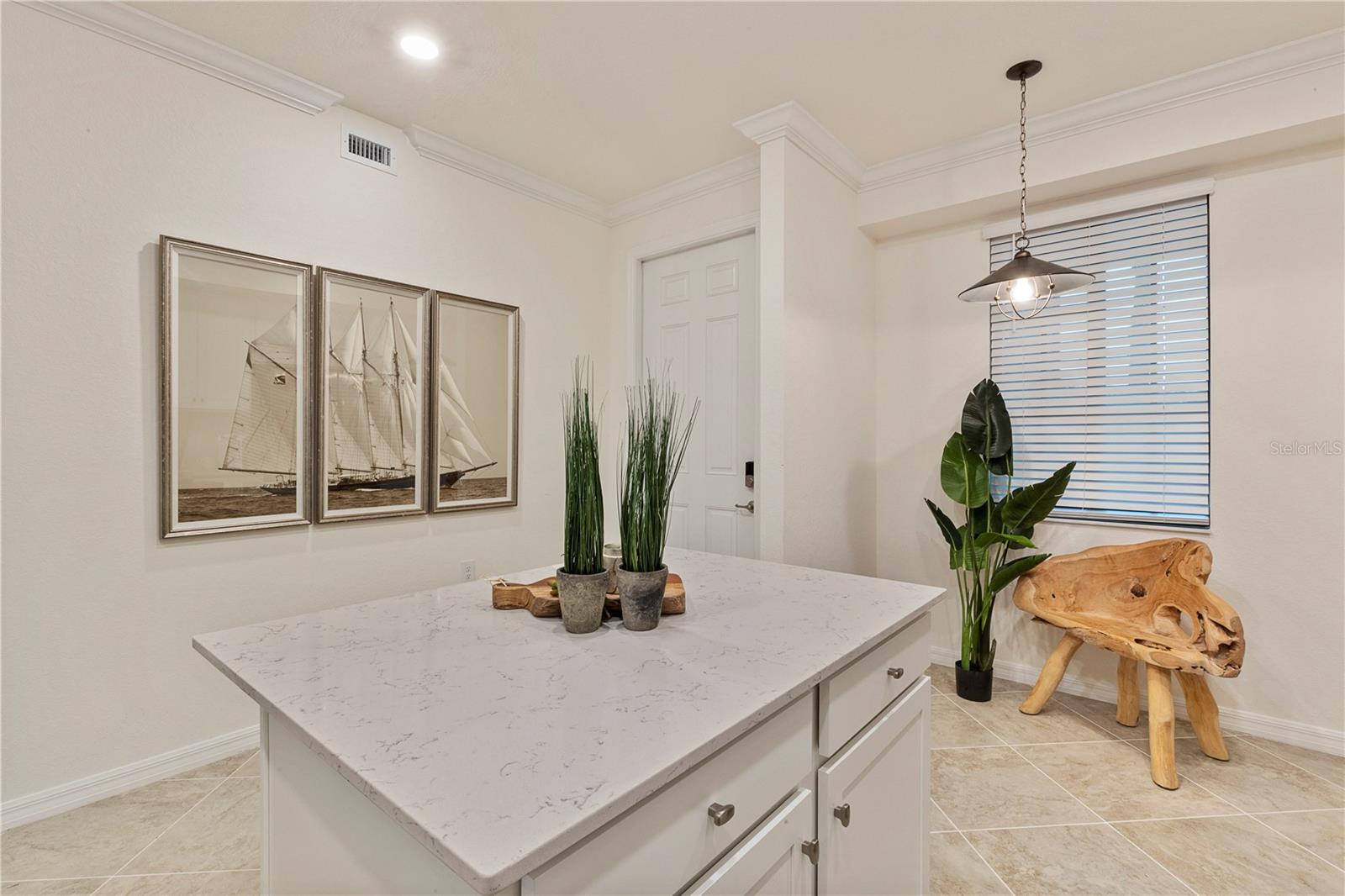 TERRACE IV AT LAKEWOOD NATIONAL PH I - Residential Lease
