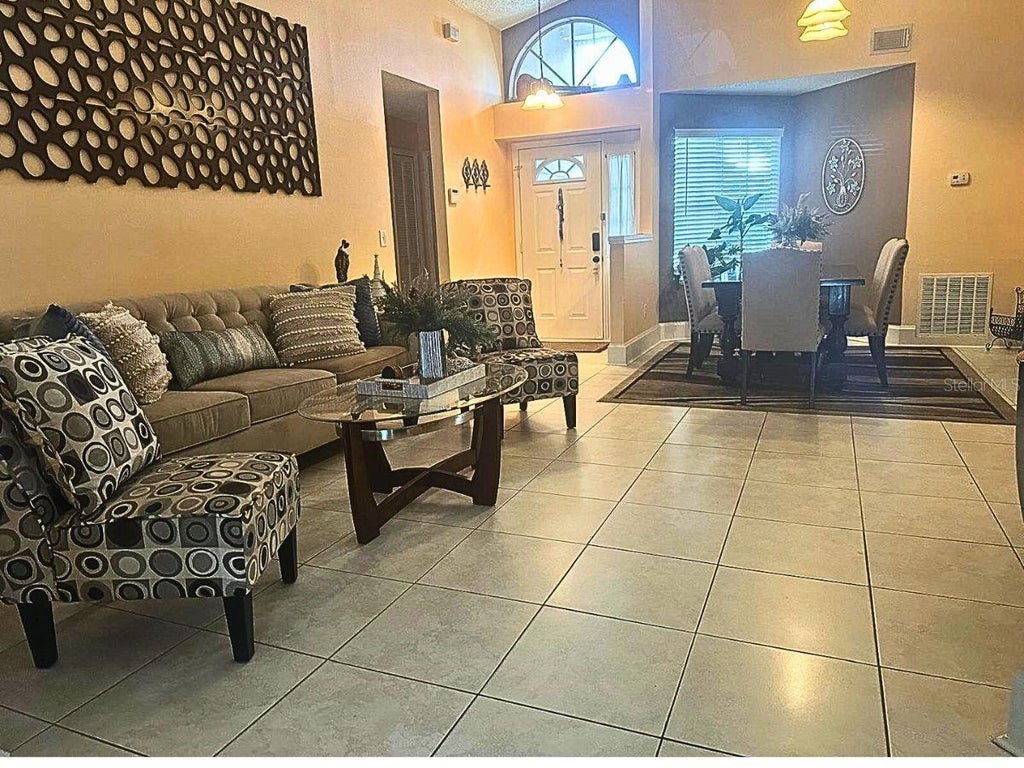 Photo of 4858 Kingston Circle, Kissimmee, FL 34746 (MLS # S5158748)