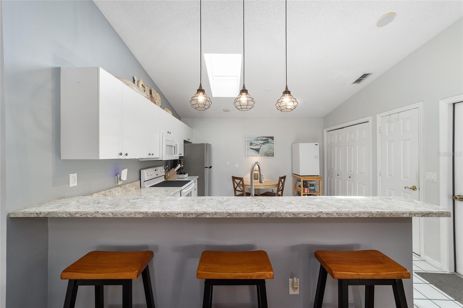 SUMTER VILLA DE LA VISTA WEST - Residential