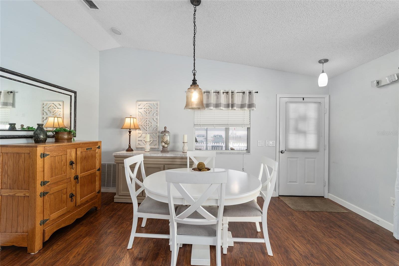 SUMTER VILLA DE LA VISTA WEST - Residential