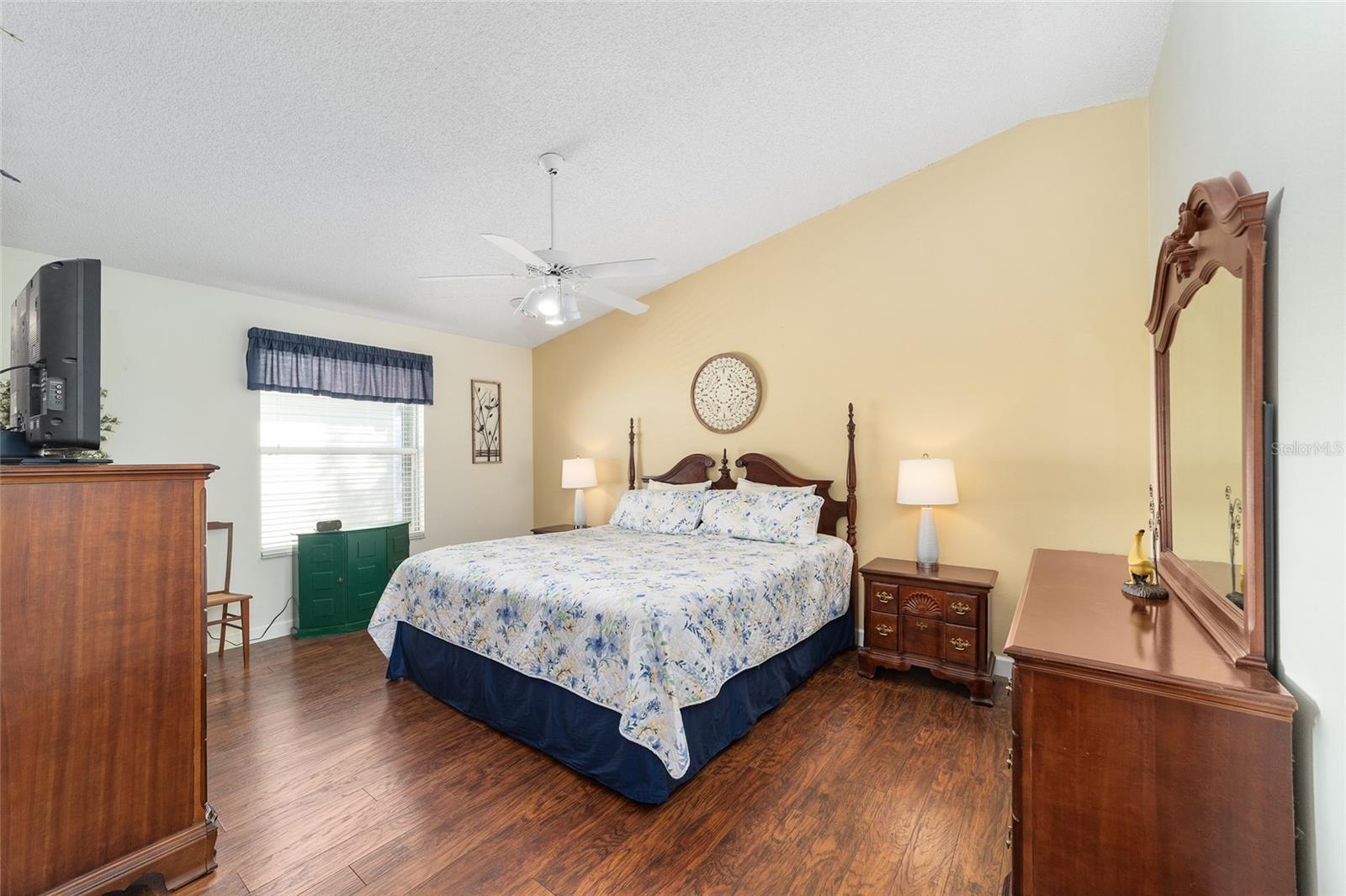 SUMTER VILLA DE LA VISTA WEST - Residential