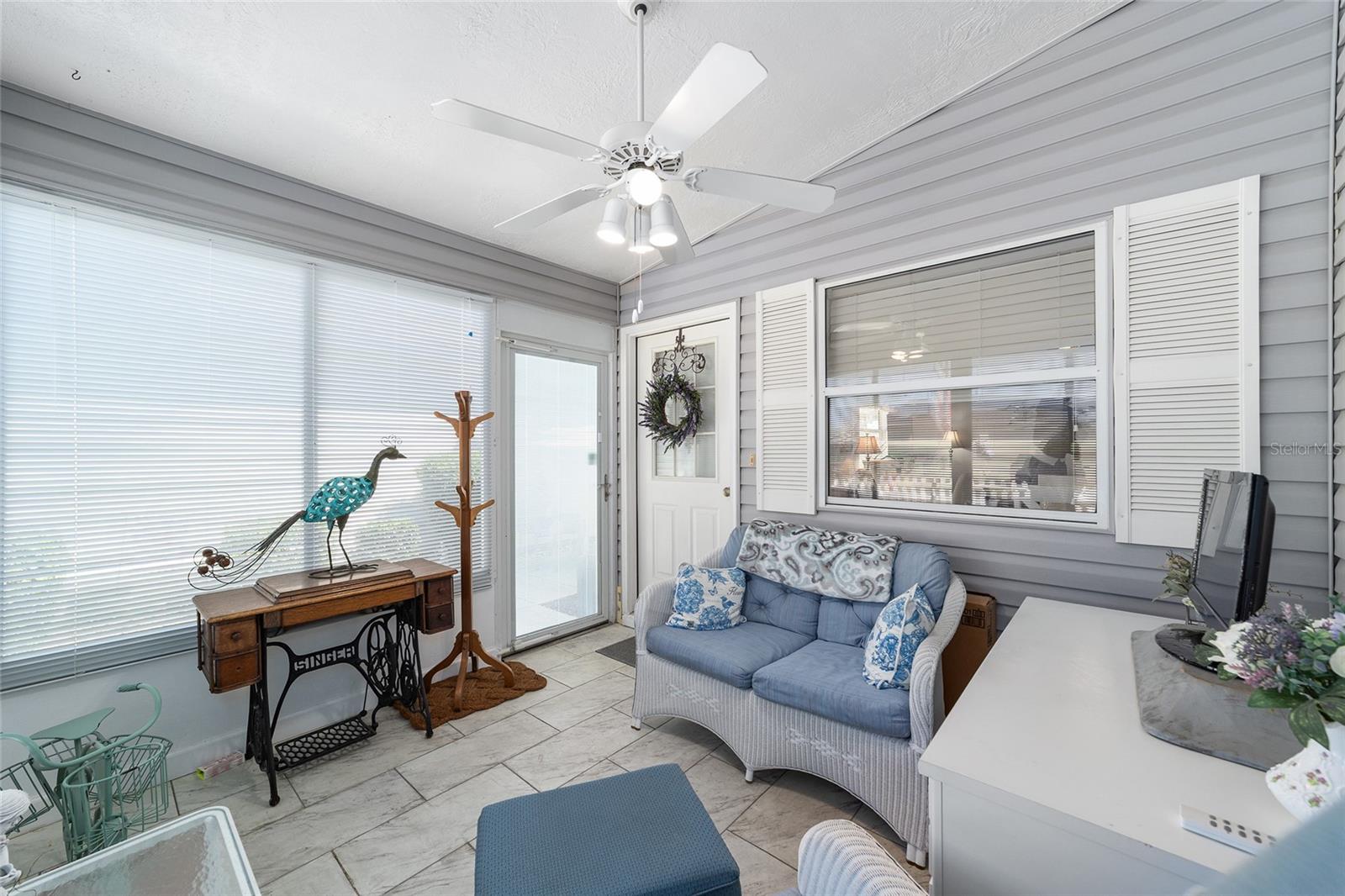 SUMTER VILLA DE LA VISTA WEST - Residential