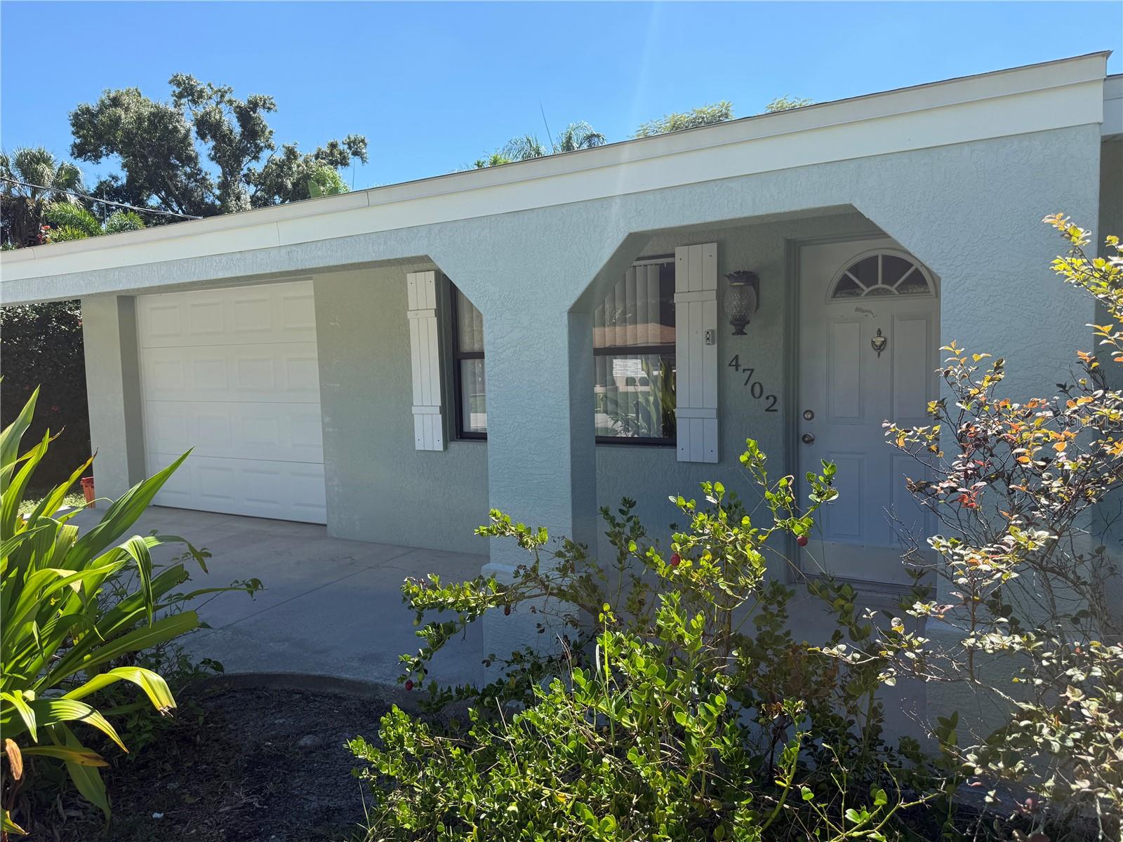 4702 CRONIN DRIVE