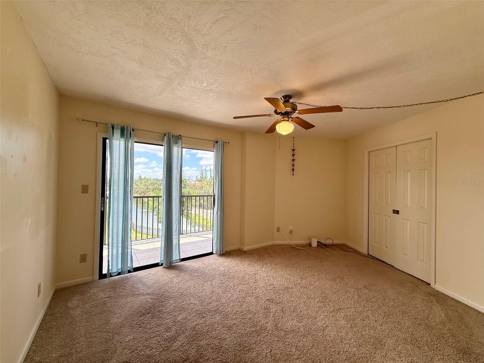 EMERALD POINTE PH 06 BLDG E - Residential