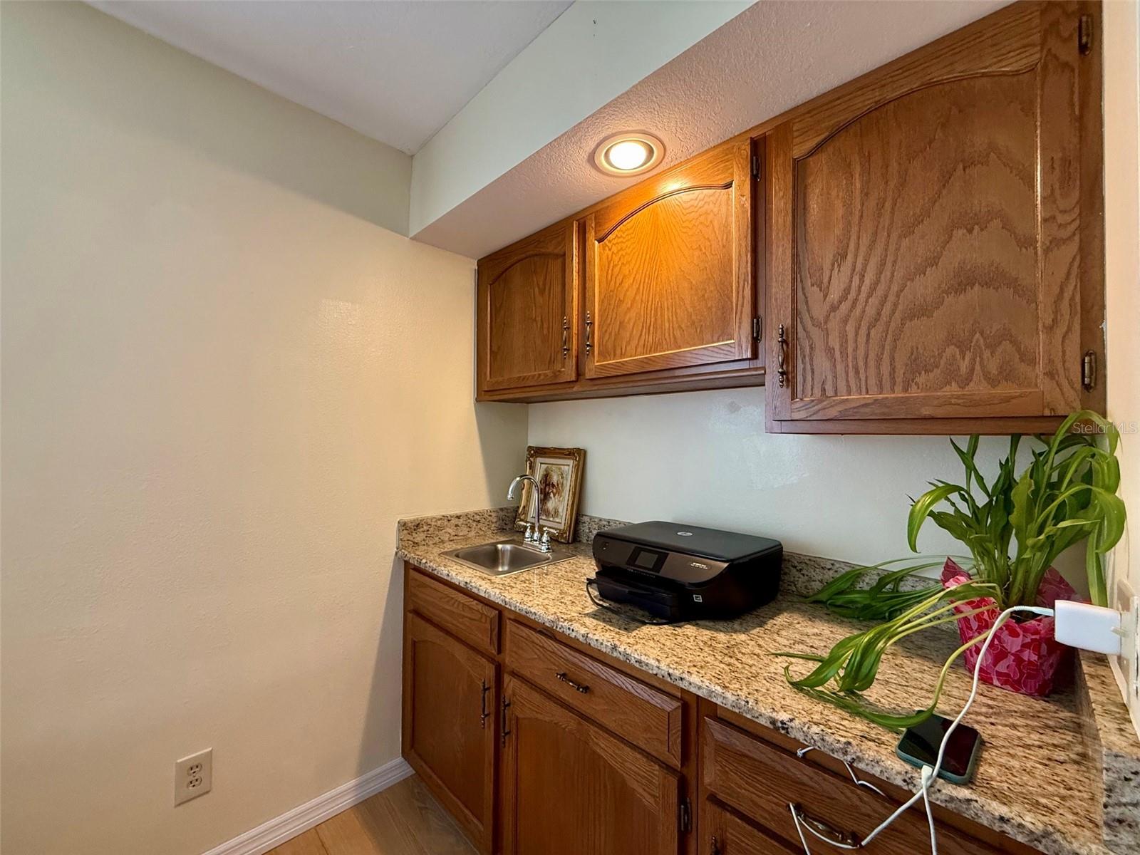 EMERALD POINTE PH 06 BLDG E - Residential