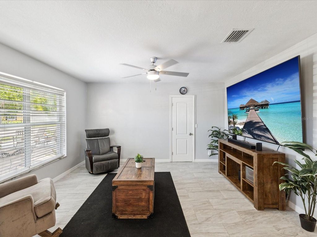 Photo of 6518 S West Shore Circle, Tampa, FL 33616 (MLS # TB8511309)