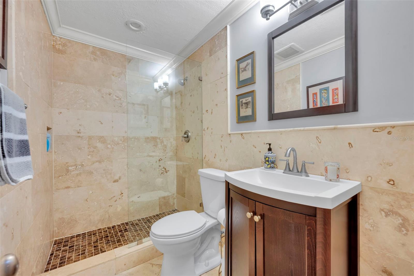 KENILWORTH SHORES SEC 04 - Residential