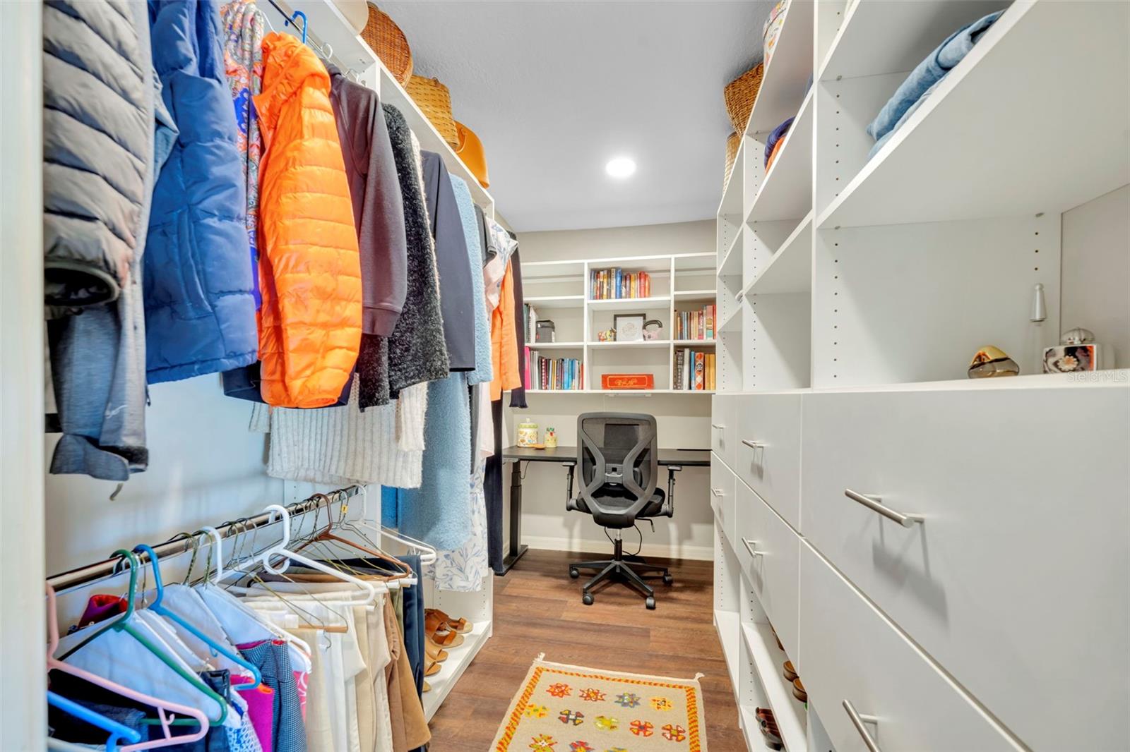 KENILWORTH SHORES SEC 04 - Residential