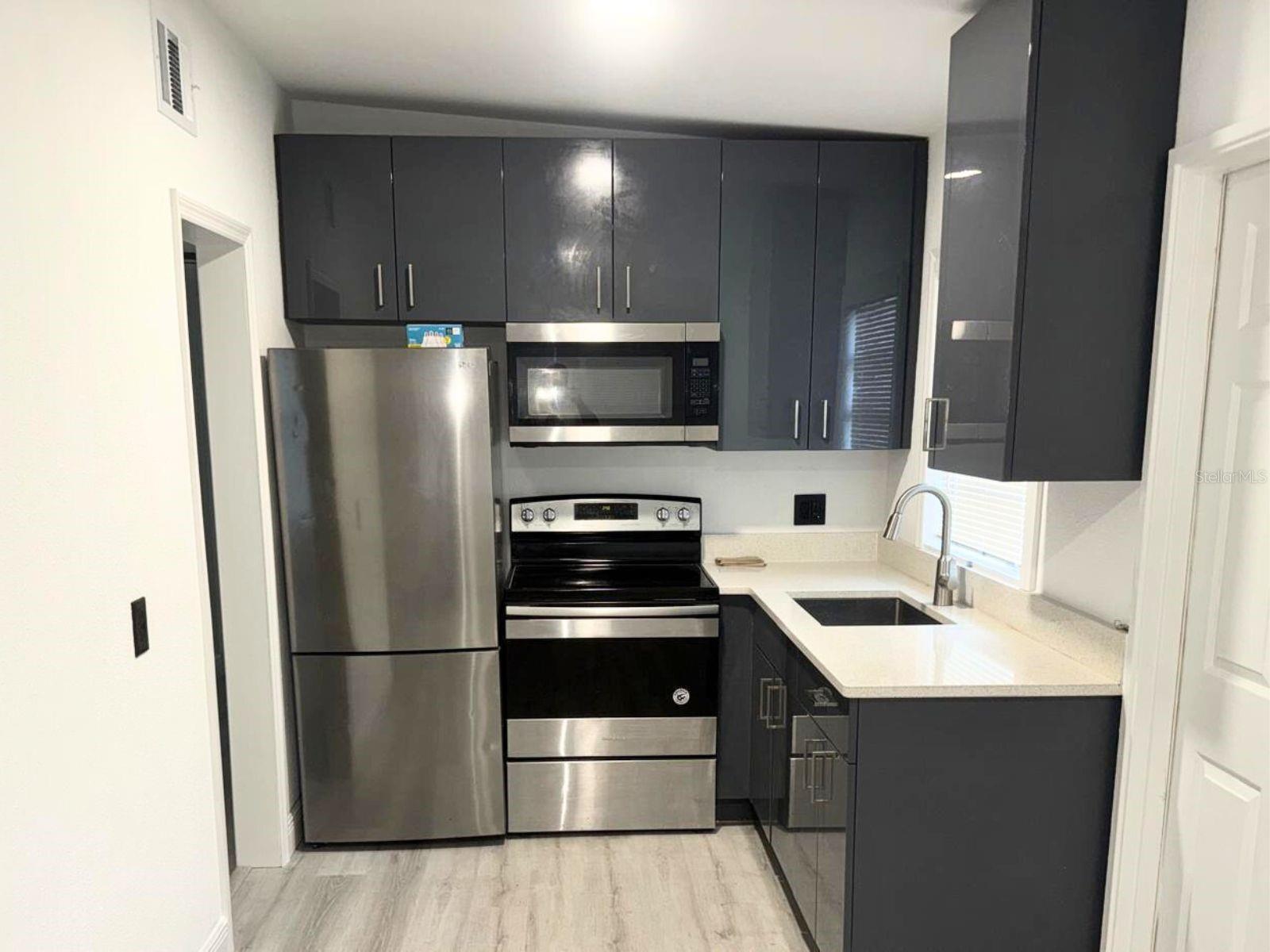 LE JEUNE HEIGHTS - Residential