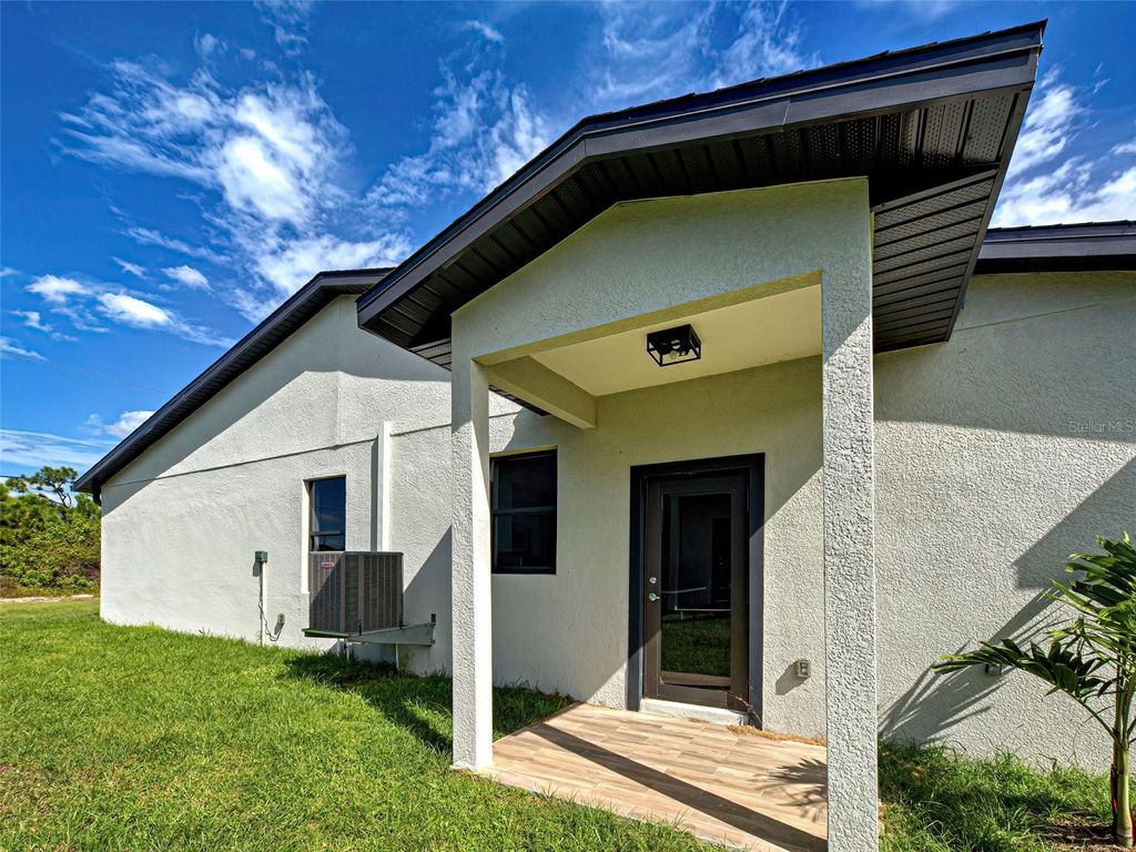 Photo of 11240 Kimberly Avenue, Englewood, FL 34224 (MLS # C7517402)