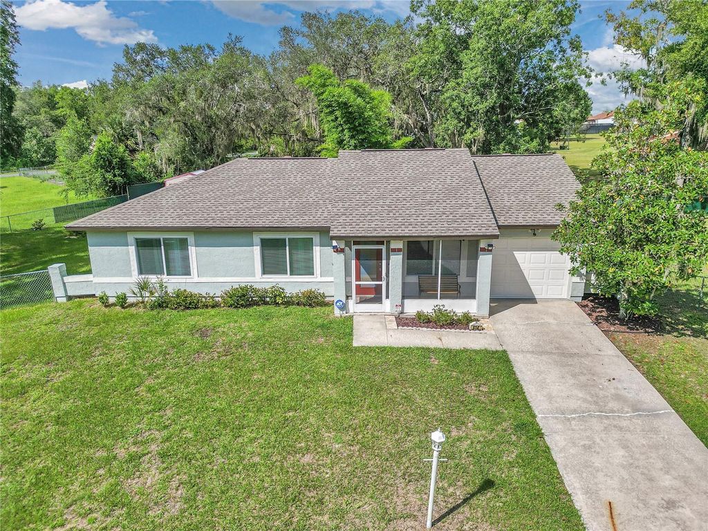 Photo of 814 Oak Road, Ocala, FL 34472 (MLS # OK225792)