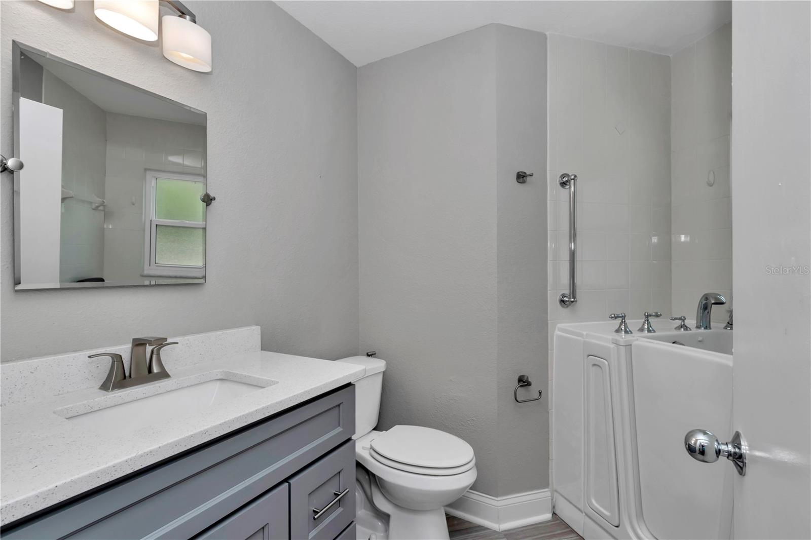 SILVER SPGS SHORES UN 28 - Residential