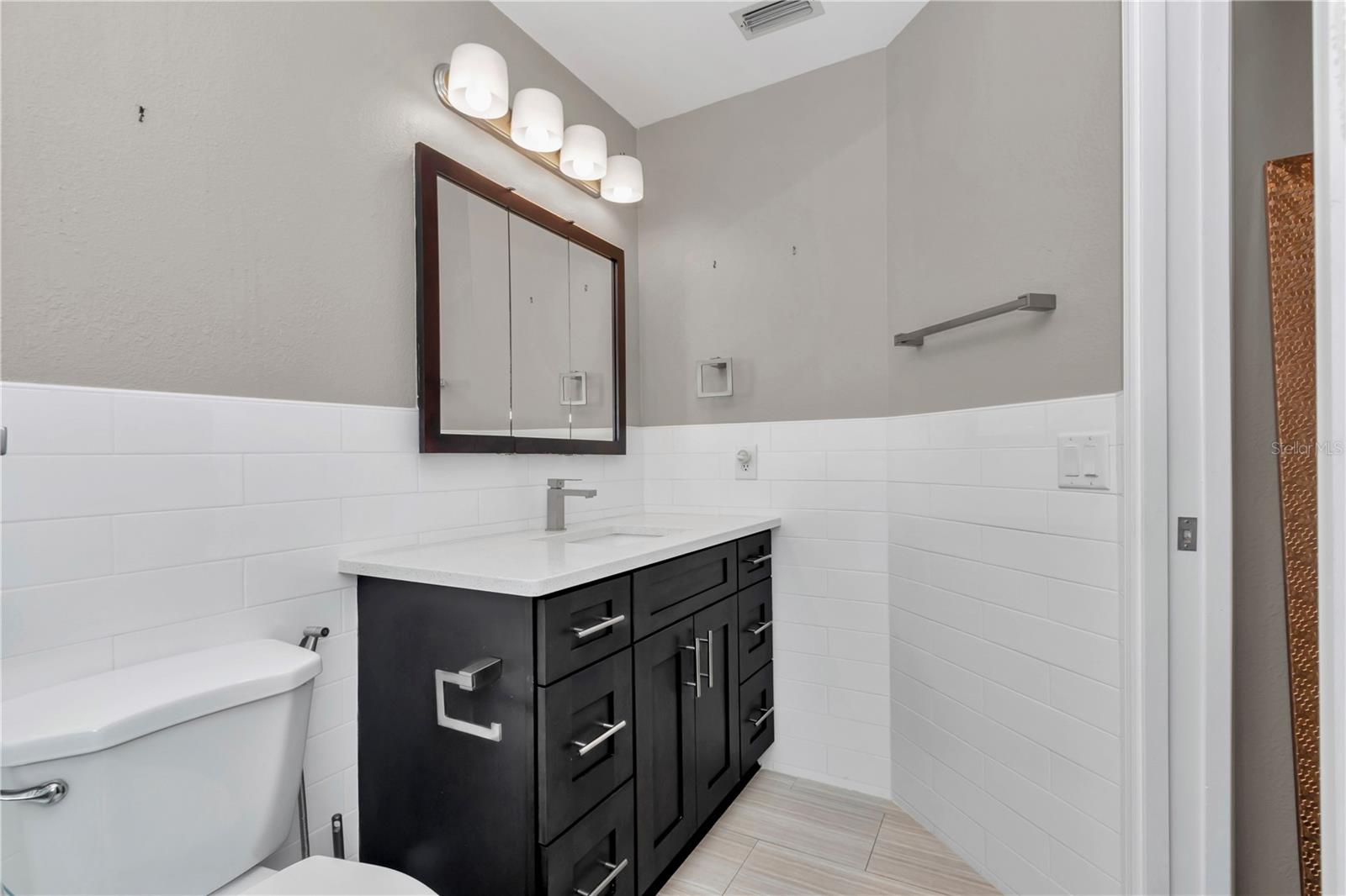 SILVER SPGS SHORES UN 28 - Residential