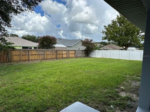 A home in LAKELAND