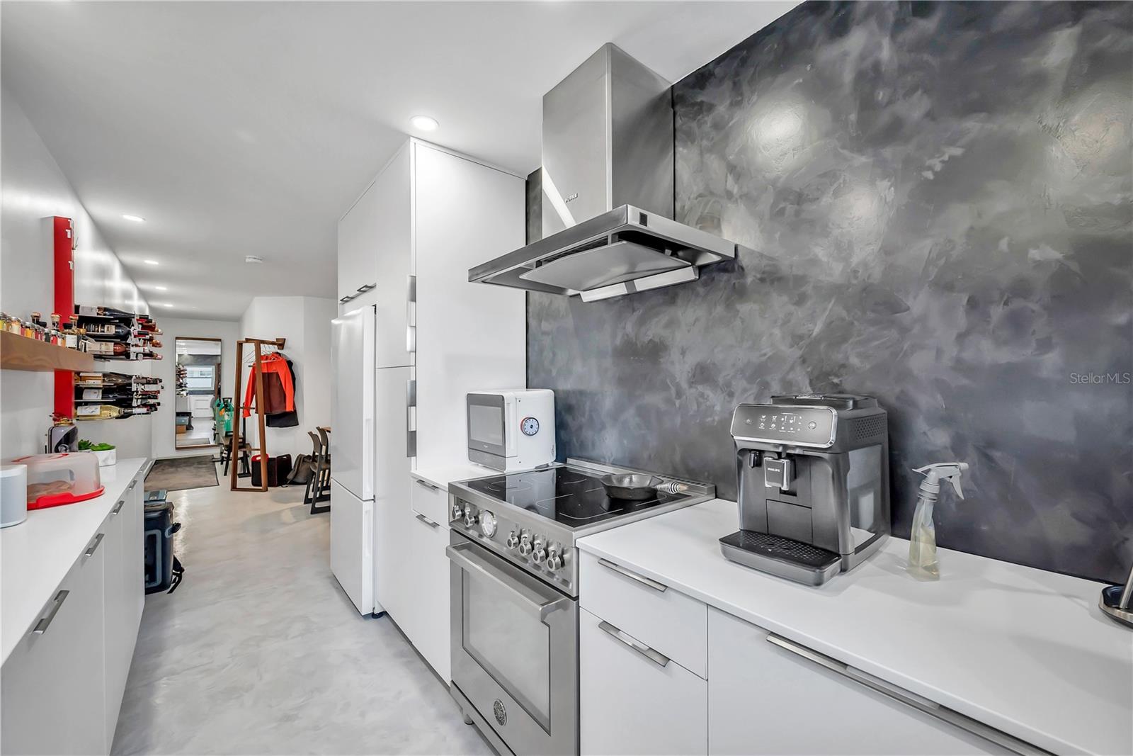 SIENA DOWNTOWN CONDO THE - Residential Lease