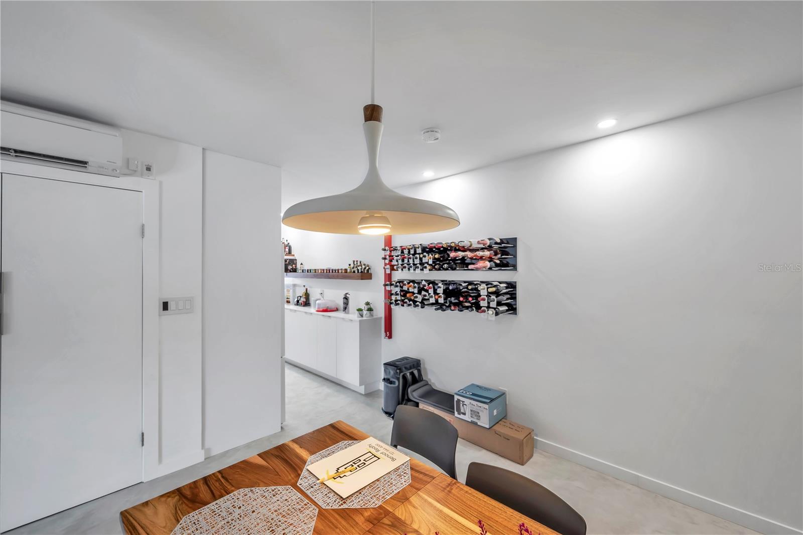 SIENA DOWNTOWN CONDO THE - Residential Lease