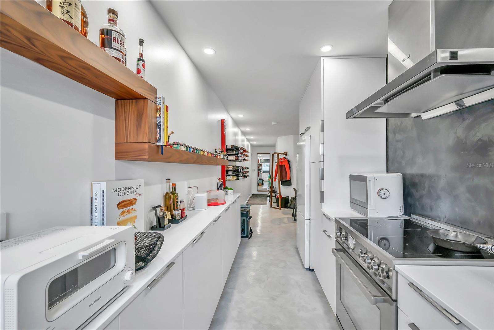 SIENA DOWNTOWN CONDO THE - Residential Lease