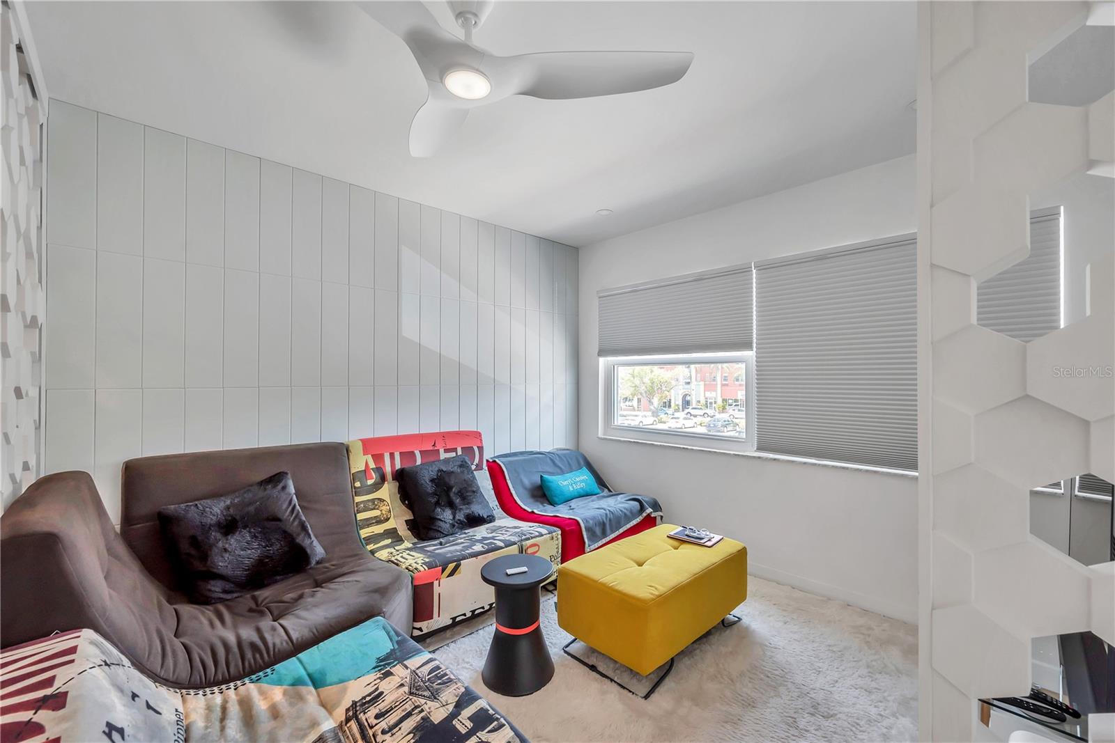 SIENA DOWNTOWN CONDO THE - Residential Lease