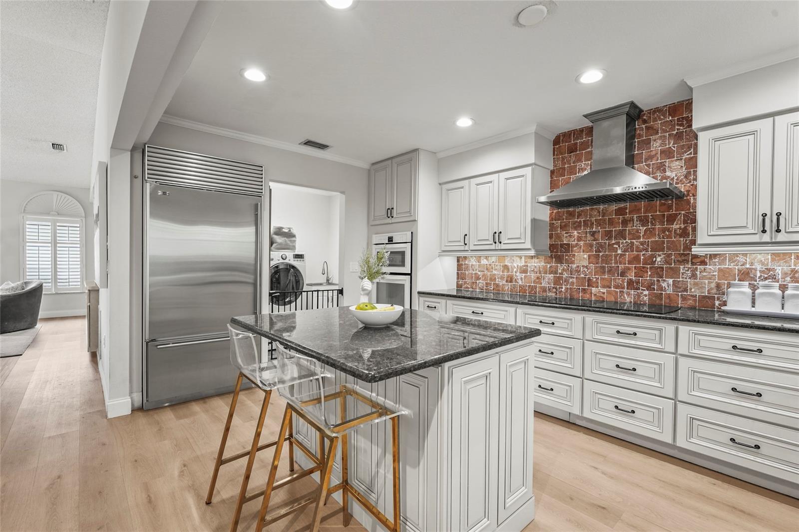 PINE TRACE CONDO - Residential