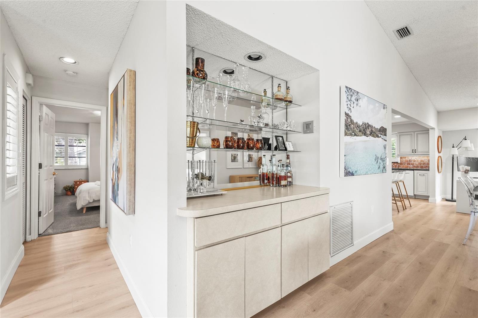 PINE TRACE CONDO - Residential